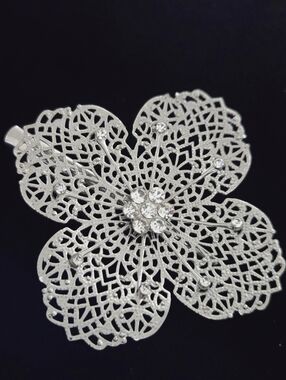 Silver Floral Filigree Hair Clip with Crystal Accents